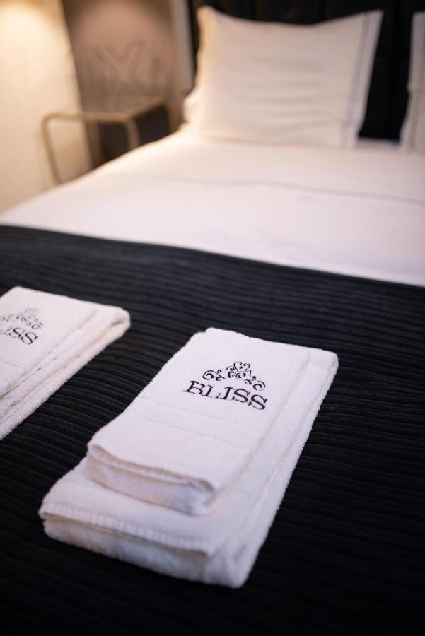 Bliss Lisbon Apartments - Bairro Alto Екстериор снимка