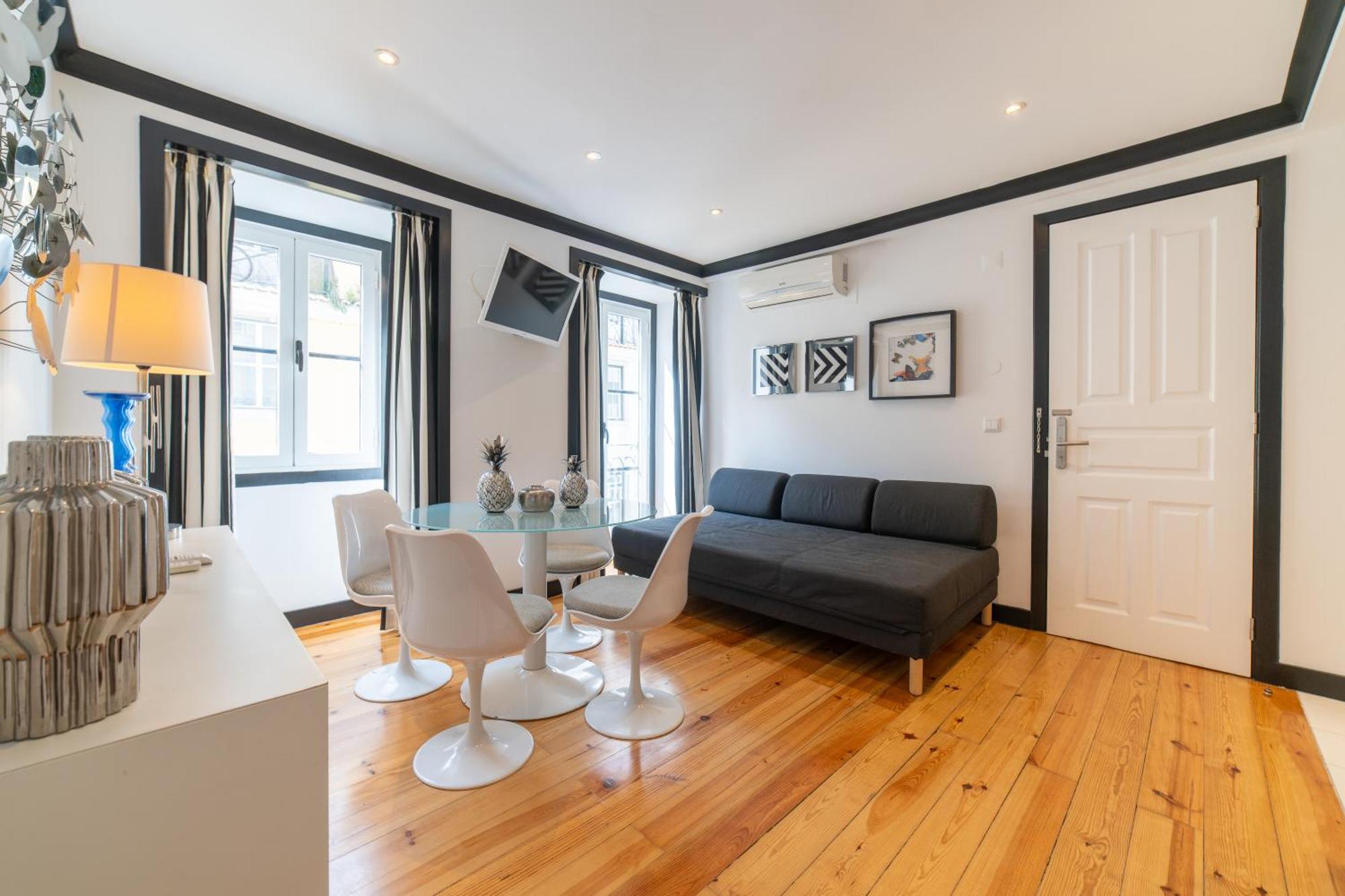 Bliss Lisbon Apartments - Bairro Alto Екстериор снимка